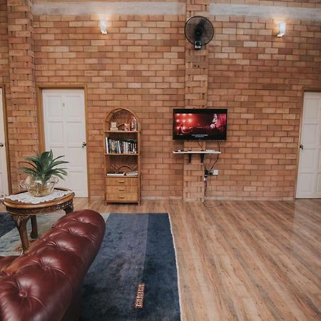 Ombak Deru Lodge Marang Ngoại thất bức ảnh
