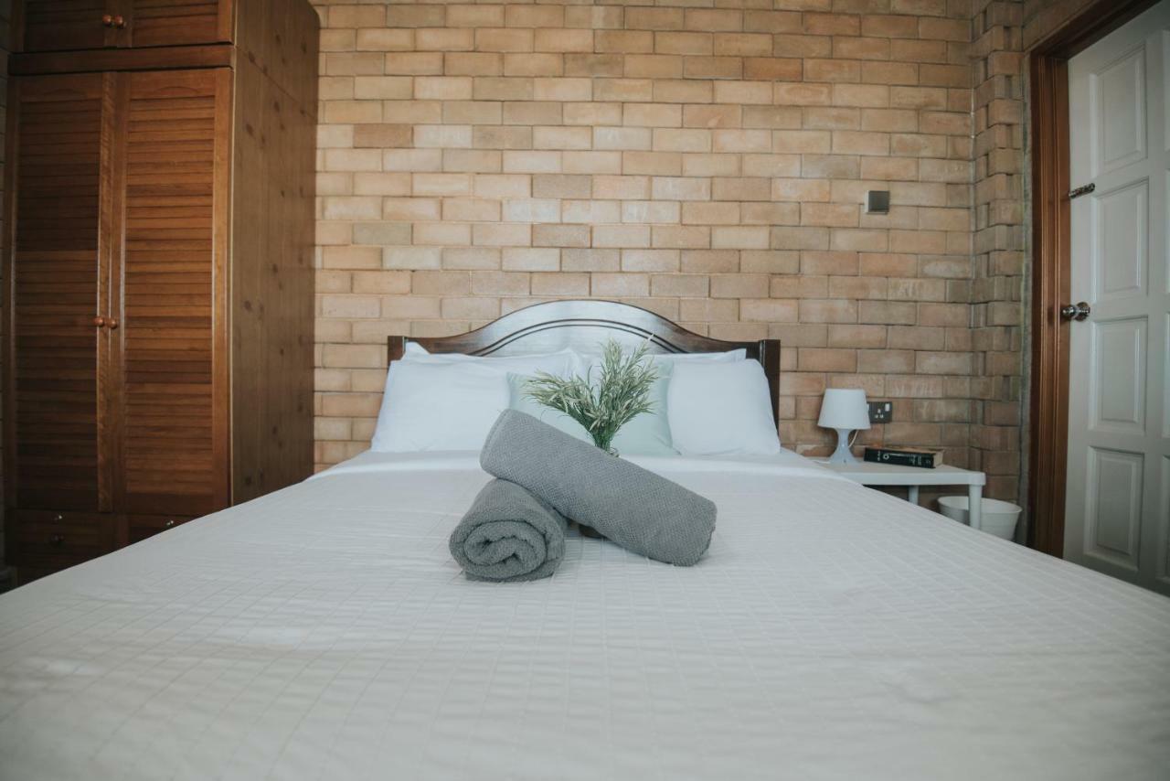 Ombak Deru Lodge Marang Ngoại thất bức ảnh