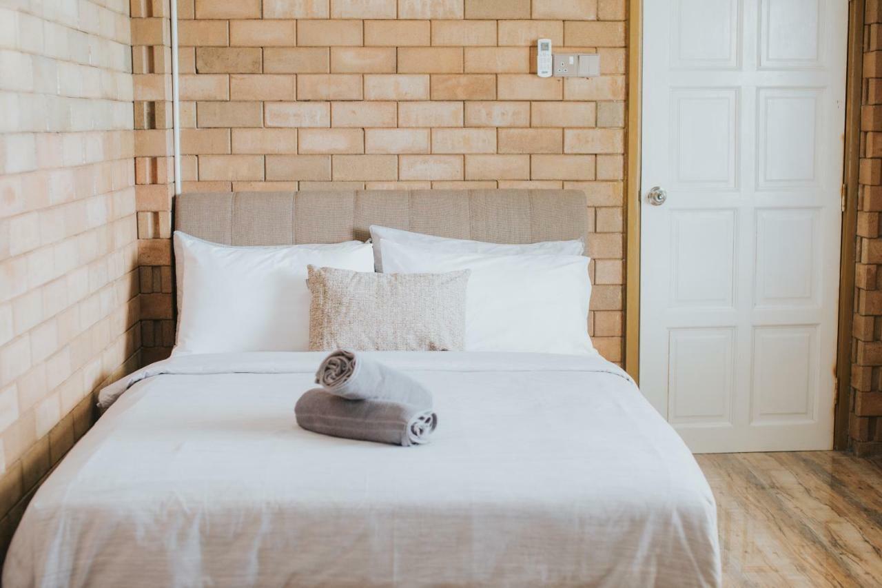 Ombak Deru Lodge Marang Ngoại thất bức ảnh